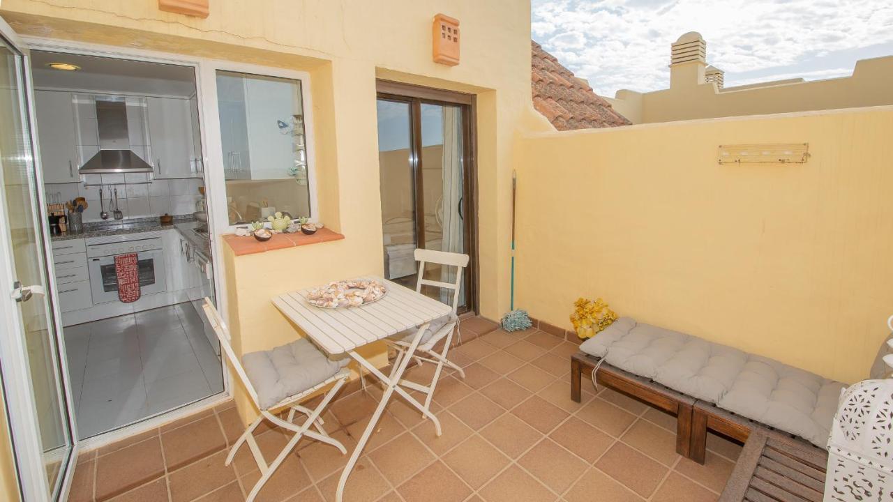 Duquesa Village 16,62,32 Манилва Екстериор снимка
